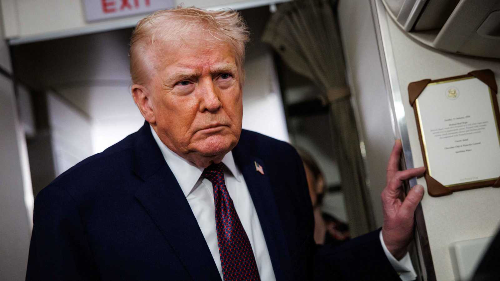 ترامب يهدد بفرض رسوم جمركية على الدول التي تزود كوبا بالنفط 