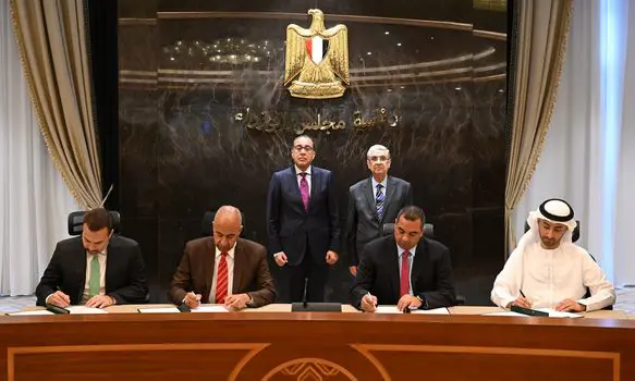 تحالف مصري إماراتي ينفذ مشروع محطة رياح بـ10 مليارات دولار