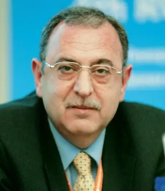 د. نعمت