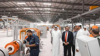 خلال افتتاح مصنع «نيلكانث كيبلز» في مدينة دبي الصناعية التابعة لـ«تيكوم» الإمارات يوم 23 مايو 2024