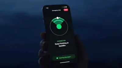 أعلنت آبل عن ميزة الاتصال عبر الأقمار الصناعية التي تتيح إرسال رسائل نصية والاتصال بالطوارئ في المناطق التي لا تتوفر فيها خدمة اتصال خلوية.
