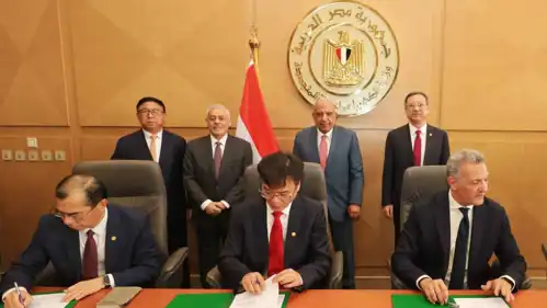 خلال توقيع مصر مجموعة من الاتفاقيات الخاصة بالتوسع في مشروعات تخزين الطاقة باستخدام البطاريات.