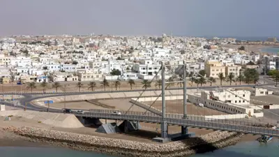جسر العيجة في مدينة صور الساحلية العمانية جنوب العاصمة مسقط يوم 19 يونيو 2022.