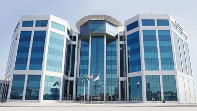 مبنى الرئيس لمجموعة «موانئ أبوظبي» في العاصمة الإماراتية