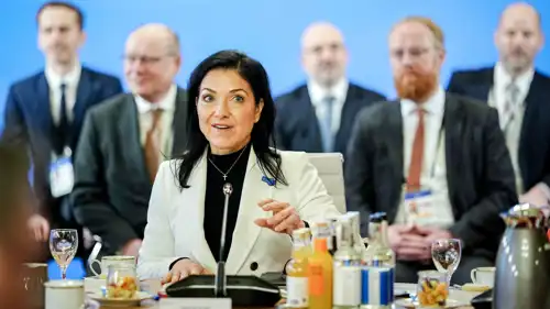وزيرة الشؤون الاقتصادية الألمانية كاثرينا رايشه خلال افتتاح قمة الدول المطلة على بحر الشمال، هامبورغ، 26 يناير 2026.