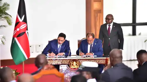 جانب من توقيع مجموعة موانئ دبي العالمية «دي بي ورلد» ومجموعة "«غلف كاب أفريكا» اتفاقية إنشاء مجمّع مومباسا الصناعي