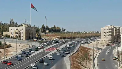 حركة نشطة بالعاصمة الأردنية عمان خلال فصل الصيف