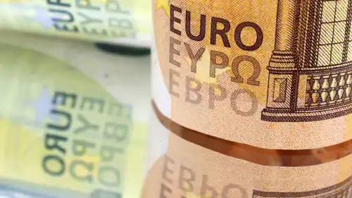 أوراق نقدية من فئة اليورو، في صورة توضيحية تم التقاطها في 17 يوليو 2022