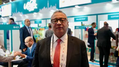 محمود بزان، خلال مشاركته في «جلفود» دبي، الإمارات، 19 فبراير 2025.