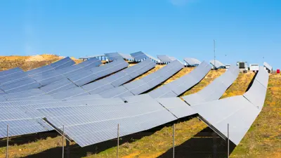 الألواح الكهروضوئية لتوليد طاقة نظيفة، الأردن، مايو 2024