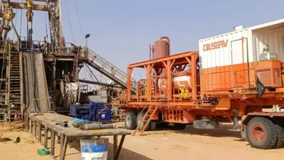 جانب من عمليات الحفر في بئر متخندوش في الجنوب الغربي الليبي
