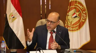 وزير العمل المصري محمد جبران، في القاهرة، مصر، في 17 أبريل 2025