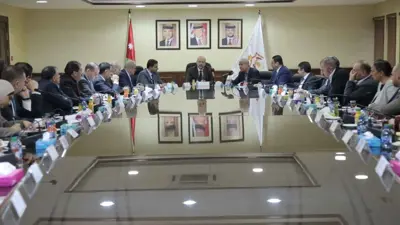 اجتماع رئيس الوزراء الأردني مع أعضاء مجلس غرفة صناعة الأردن