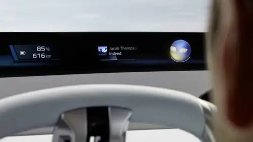 تعاون بين BMW وأمازون لإطلاق مساعد صوتي بسيارة iX3. 