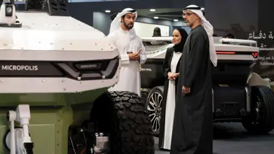 خالد بن محمد بن زايد ولي عهد أبوظبي خلال افتتاح فعاليات الدورة الـ 4 لمنتدى اصنع في الإمارات في أبوظبي يوم 19 مايو 2025