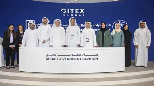 اتفاقية تعاون بين «دائرة الأراضي والأملاك» في دبي وبنك «الإمارات دبي الوطني» لرقمنة عقود الإيجار وتحسين تجربة المستأجرين.