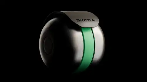 جرس دراجة من Skoda بتصميم حديث يعكس فكرة اختراق سماعات عزل الضوضاء عبر ترددات محددة.