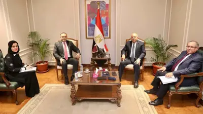 من لقاء وزير الصناعة والنقل المصري، مع سفير قطر بالقاهرة، في العاصمة المصرية، يوم 7 فبراير 2025. 