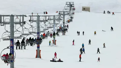 منتجع للتزلج في فاريا بجبال لبنان، شمال بيروت، 23 فبراير 2024.