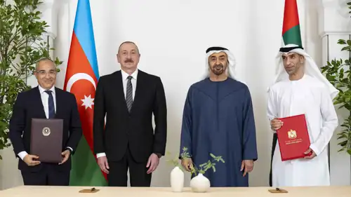 جانب من توقيع مذكرات التفاهم بين الإمارات وأذربيجان بحضور رئيسي البلدين