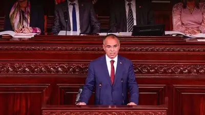  رئيس الحكومة التونسية، كمال المدوري خلال مناقشة مشروع الميزانية أمام البرلمان - 8 نوفبمر 2024