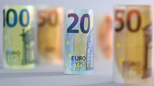 أوراق نقدية من فئة اليورو، في هذه الصورة التوضيحية التي تم التقاطها في 17 يوليو 2022.