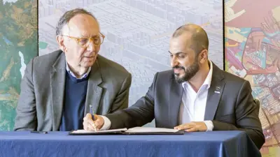 من توقيع مذكرة التفاهم بين «سبيس 42» الإماراتية مع «مايكروسوفت» و«إزري» لتطوير خرائط رقمية عالية الدقة تغطي القارة الإفريقية.