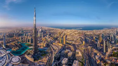 منظر جوي لبرج خليفة في دبي، فبراير 2022