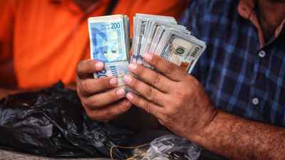 الشيكل الإسرائيلي يعوض معظم خسائره ويرتفع 2% أمام الدولار
