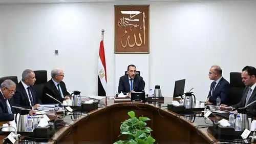 ضمن اجتماع رئيس مجلس الوزراء المصري، مصطفى مدبولي، لبحث نقل ملكية عدد من شركات قطاع الأعمال العام، مع عدد من الوزراء والمسؤولين، يوم 2 أغسطس 2026. 