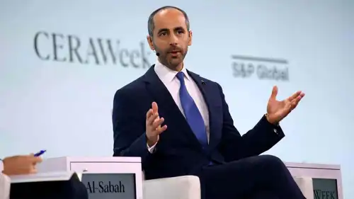 نواف ​الصباح الرئيس التنفيذي ‌لمؤسسة البترول الكويتية يتحدث في دورة سابقة لمؤتمر «أسبوع سيرا للطاقة»