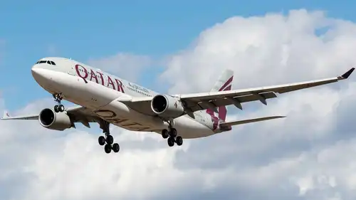 طائرة «إيرباص إيه330» تابعة للخطوط الجوية القطرية